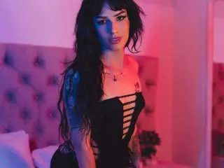 Xlovecam Nude Webcam of MaddoxCarson